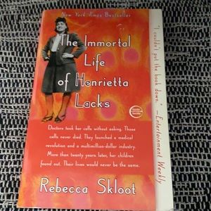 The Immortal Life of Henrietta Lacks Paperback 📖 book by Rebecca Skloot